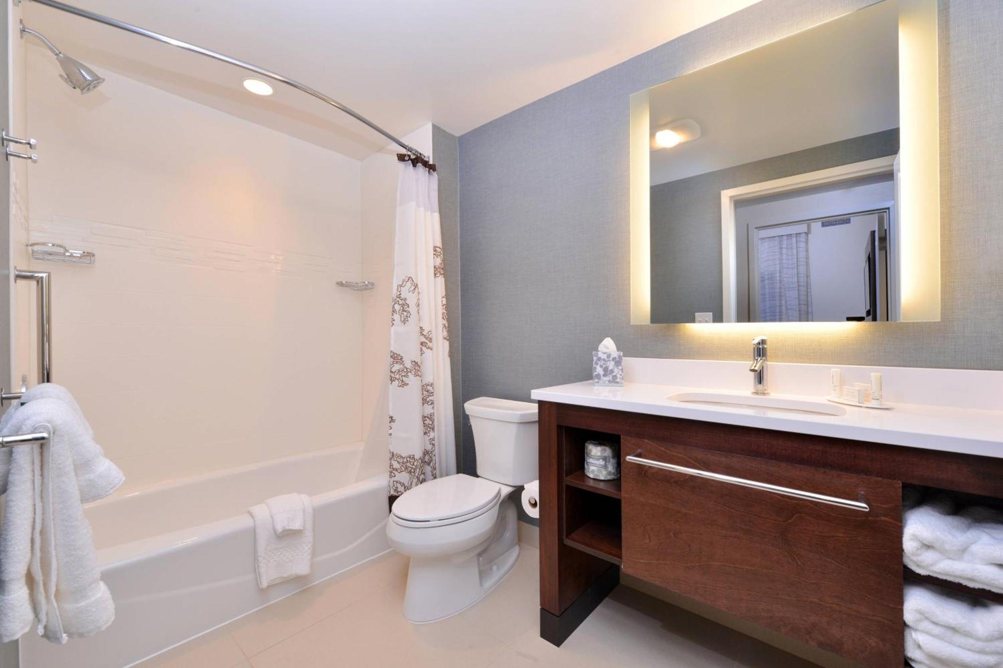 Residence Inn By Marriott East Lansing Bagian luar foto
